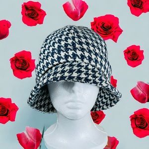 August Houndstooth Wool Blend One Size Blue and Cream Hat w/ Silver Button.